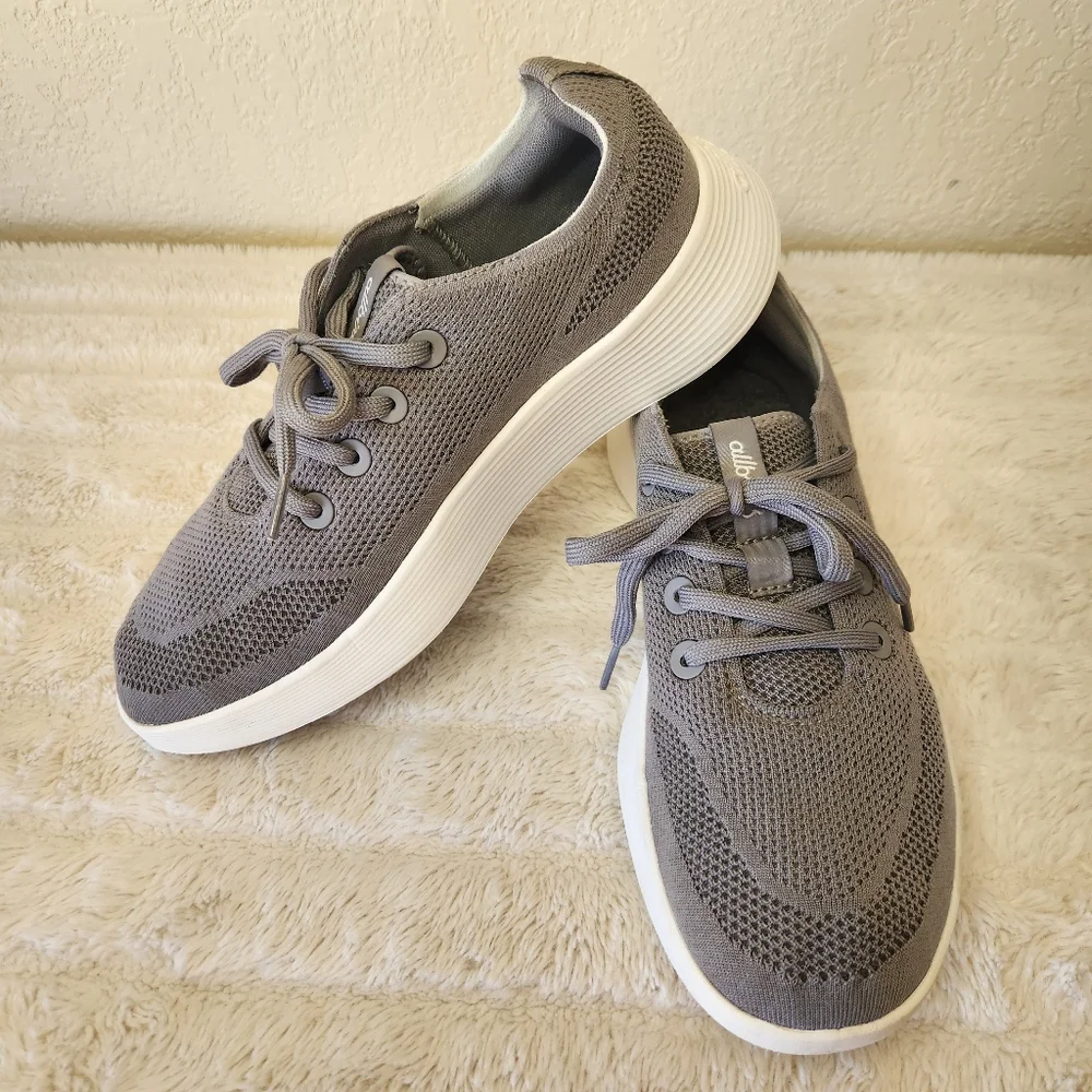 Allbirds Tree Runner Go Sneakers. Men's Size 10